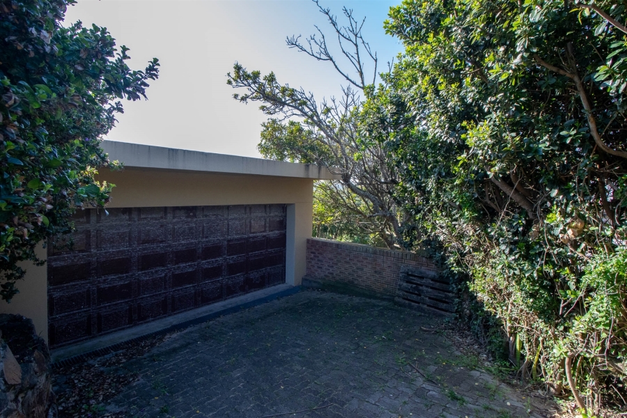 6 Bedroom Property for Sale in West Bank Eastern Cape